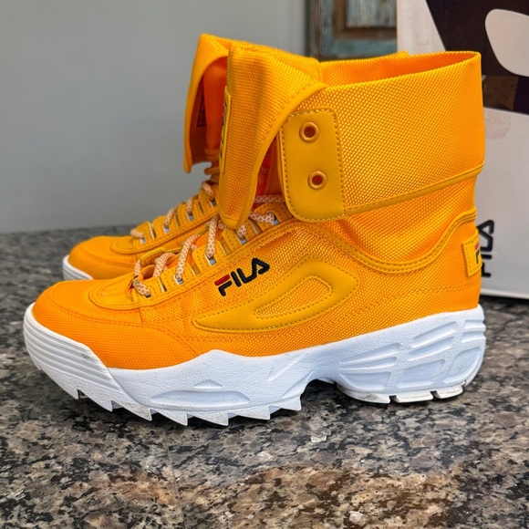 Fila Women's disruptor Ballistic citrus Sneakers Vibrant Orange EUC 11 - Picture 5 of 15